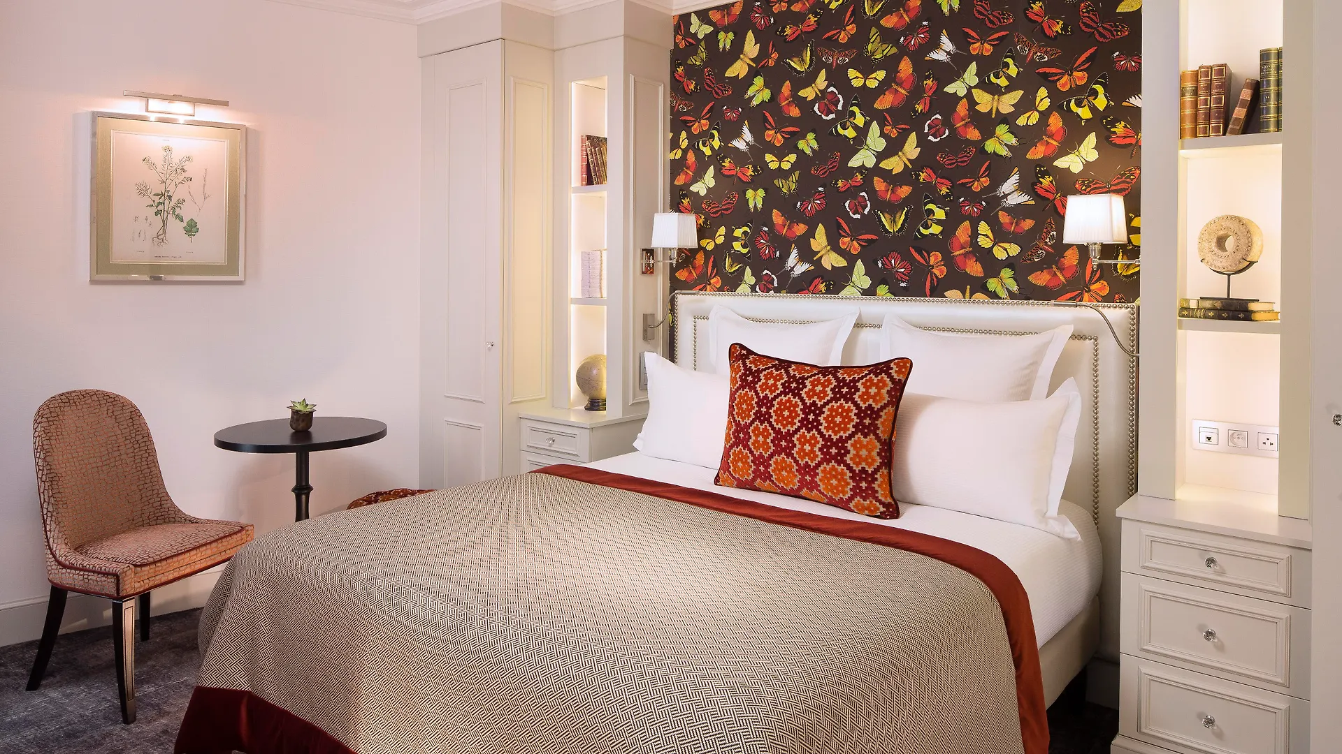 Hotel Monge 4*